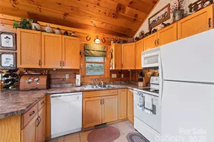 16 Hiawatha Dr, Maggie Valley, NC 28751 - Photo 12