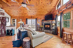 16 Hiawatha Dr, Maggie Valley, NC 28751 - Photo 4