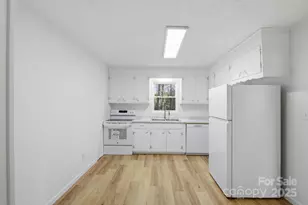 1206 3 Way Ln, Lenoir, NC 28645 - Photo 18