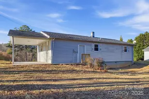 1206 3 Way Ln, Lenoir, NC 28645 - Photo 8