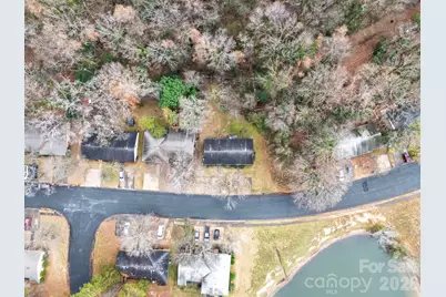 4715 Highlake Drive, Charlotte, NC 28215 - Photo 30