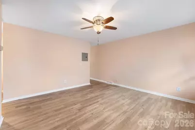 4715 Highlake Drive, Charlotte, NC 28215 - Photo 12