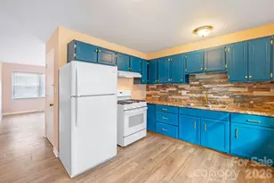 4715 Highlake Dr, Charlotte, NC 28215 - Photo 14