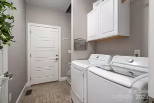 1261 10th St Pl NW, Hickory, NC 28601 - Photo 20