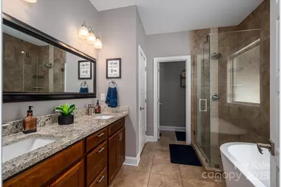 1261 10th Street Place NW #34, Hickory, NC 28601 - Photo 18