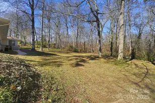 138 Kingsway Cir, Charlotte, NC 28214 - Photo 48