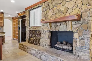 138 Kingsway Cir, Charlotte, NC 28214 - Photo 12