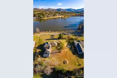 21 Edgewater Lane, Asheville, NC 28804 - Photo 2