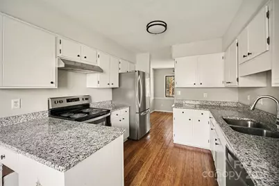 7913 Horse Chestnut Lane, Charlotte, NC 28277 - Photo 42