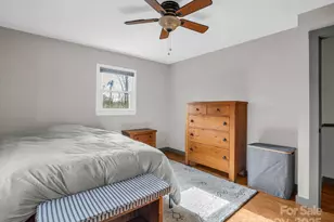 1717 Glenheath Dr, Hendersonville, NC 28791 - Photo 32