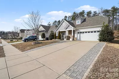 204 Paradise Hills Circle, Mooresville, NC 28115 - Photo 2