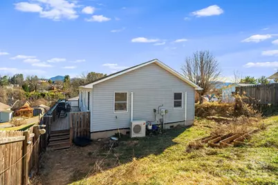 3 Elizabeth Street, Canton, NC 28716 - Photo 12