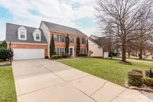 15893 Wayland Dr, Charlotte, NC 28277 - Photo 2