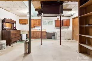 8 Owlet Dr, Weaverville, NC 28787 - Photo 18