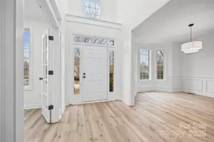 2520 Barrington Ct, Rock Hill, SC 29732 - Photo 4