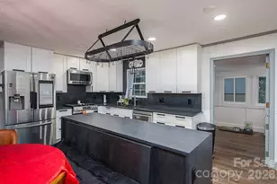 606 Huss St, Lincolnton, NC 28092 - Photo 8