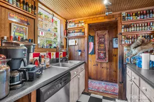 712 Main St, Chimney Rock, NC 28720 - Photo 18