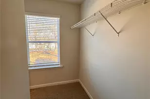 6041 King Charles Ct, Charlotte, NC 28213 - Photo 16