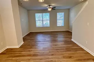 6041 King Charles Ct, Charlotte, NC 28213 - Photo 4