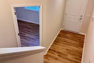 6041 King Charles Ct, Charlotte, NC 28213 - Photo 26