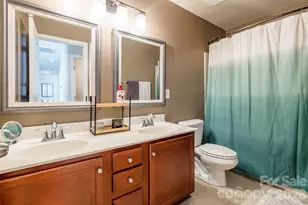 13708 Sunrise View Dr, Charlotte, NC 28278 - Photo 32