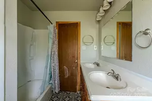 170 Clifton Ave, Bryson City, NC 28713 - Photo 18