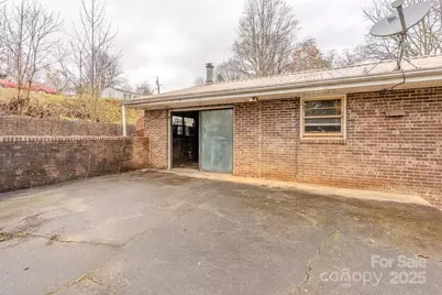 170 Clifton Avenue, Bryson City, NC 28713 - Photo 10