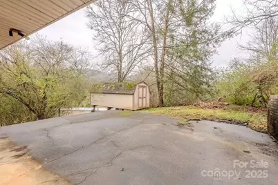 170 Clifton Avenue, Bryson City, NC 28713 - Photo 6