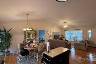 1140 Stephenson Ct, Lenoir, NC 28645 - Photo 12