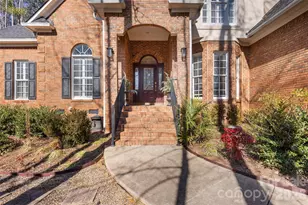 30 Winged Foot Ct, Spartanburg, SC 29306 - Photo 2