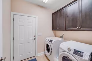 11135 Bailey Park Nature Dr, Cornelius, NC 28031 - Photo 32