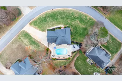 3845 Steve Ikerd Drive NE, Hickory, NC 28601 - Photo 2