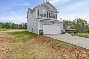 133 Pumice Dr, Statesville, NC 28625 - Photo 2