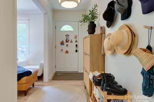 619 Fence Post Ln, Matthews, NC 28105 - Photo 4