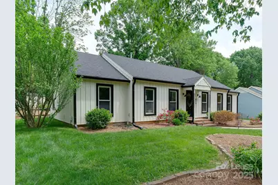 619 Fence Post Lane, Matthews, NC 28105 - Photo 2