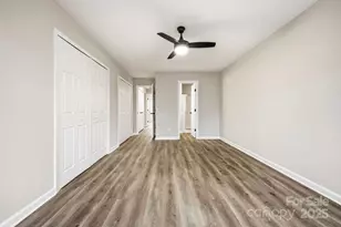 1605 Abbey Cir, Asheville, NC 28805 - Photo 22