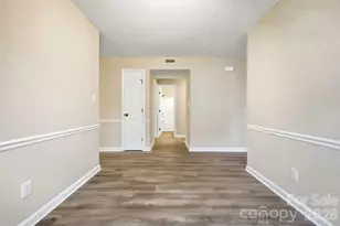 1605 Abbey Cir, Asheville, NC 28805 - Photo 18
