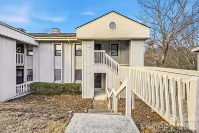 1605 Abbey Circle, Asheville, NC 28805 - Photo 1