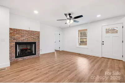 382 Holtzclaw Street, Canton, NC 28716 - Photo 10