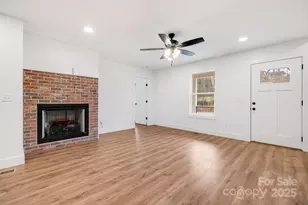 382 Holtzclaw St, Canton, NC 28716 - Photo 10