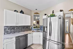 624 Cliffs Inn Circle, Charlotte, NC 28214 - Photo 10