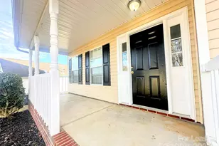 3749 Dashiel Dr, Charlotte, NC 28262 - Photo 2