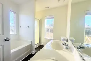 3749 Dashiel Dr, Charlotte, NC 28262 - Photo 10