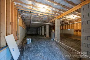 11 Shadowlawn Dr, Asheville, NC 28806 - Photo 32