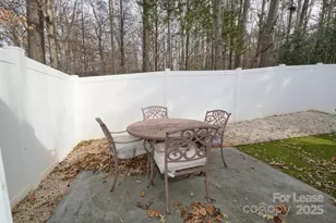 1542 Rumstone Ln, Charlotte, NC 28262 - Photo 16