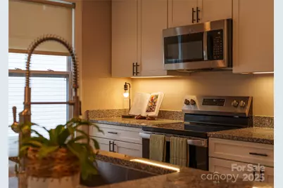 95 Eastabrook Avenue, Brevard, NC 28712 - Photo 18