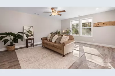 95 Eastabrook Avenue, Brevard, NC 28712 - Photo 8