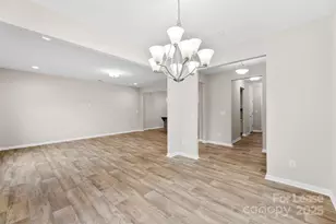 8562 River Ridge Dr, Charlotte, NC 28213 - Photo 10