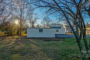 137 N Magnolia St, Mooresville, NC 28115 - Photo 26