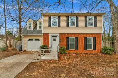 6109 Tartan Green Court, Charlotte, NC 28227 - Photo 2